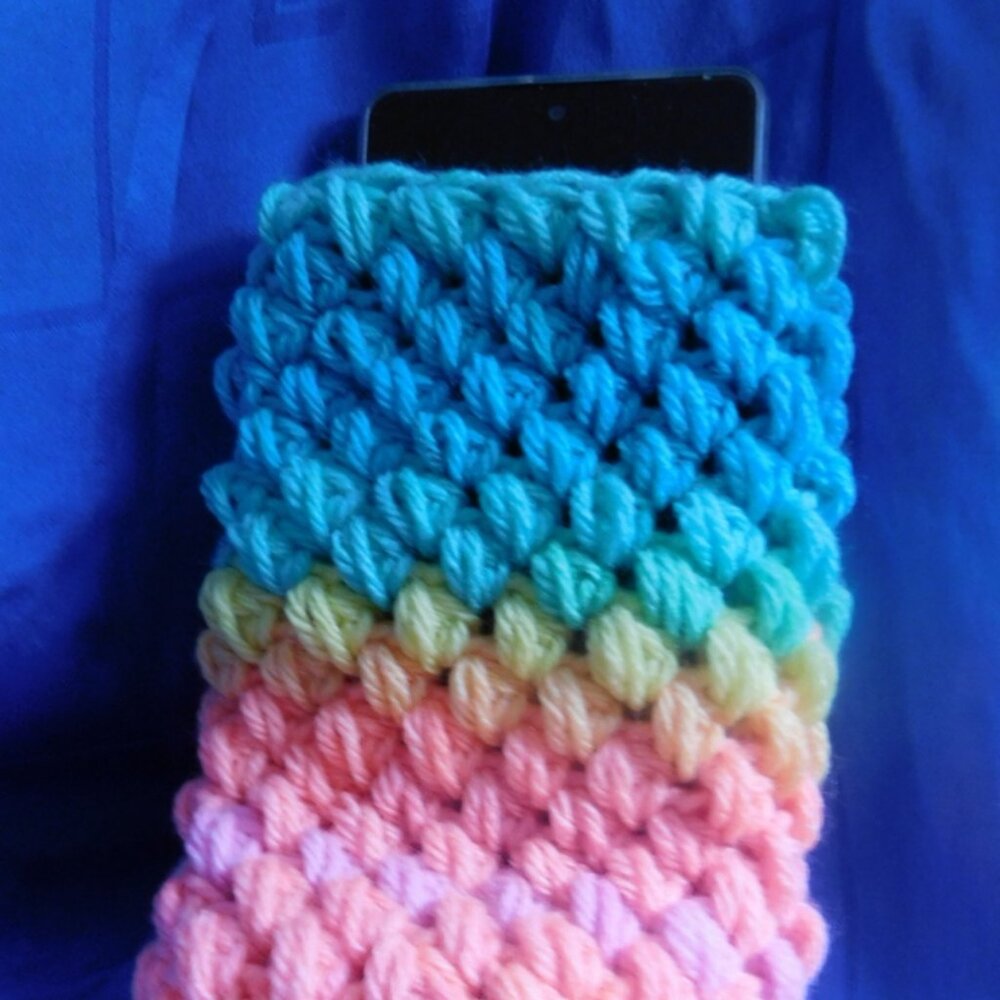 Crocheted cellphone case, multi-color 4x7 inches